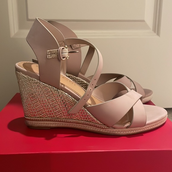 KELLY & KATIE: wedges - Picture 2 of 8